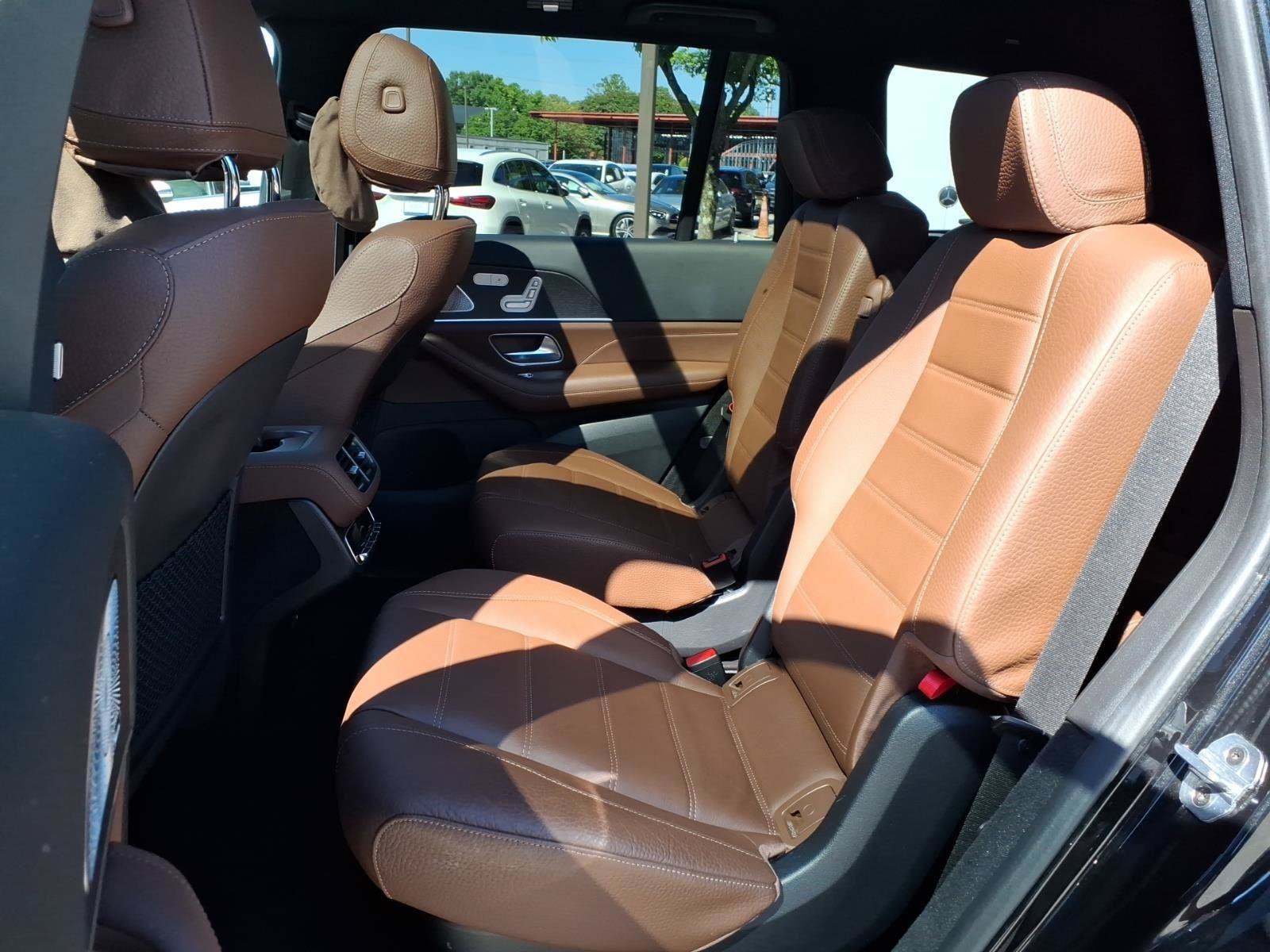 Used 2025 Mercedes-Benz GLS 580 4MATIC image 20