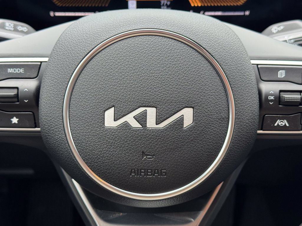New 2026 Kia K5 LXS FWD image 21