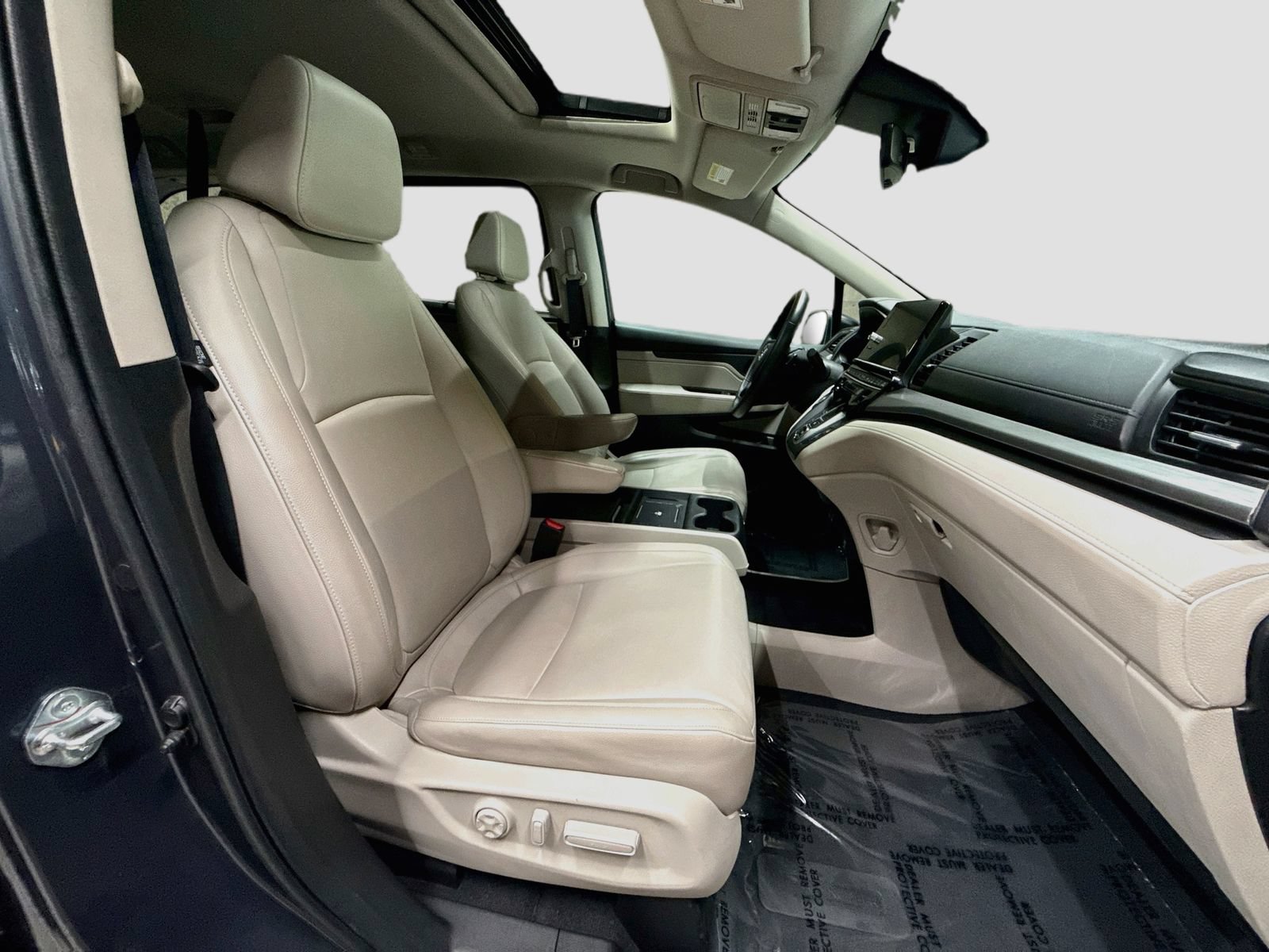 Used 2025 Honda Odyssey EX-L image 30