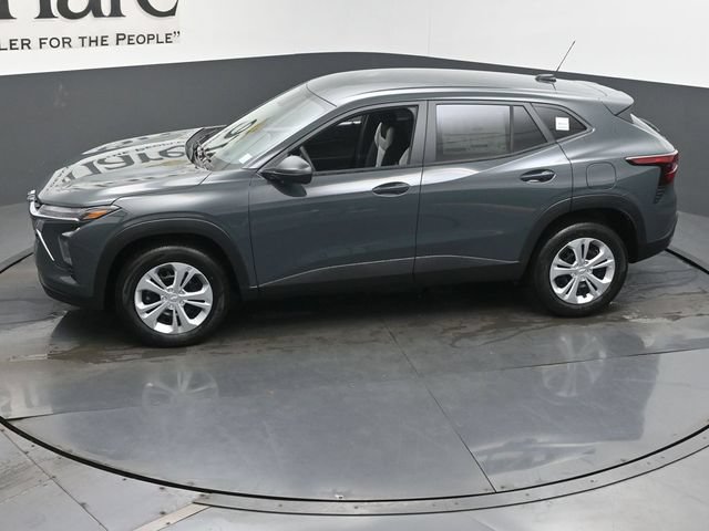 New 2026 Chevrolet Trax LS FWD image 36