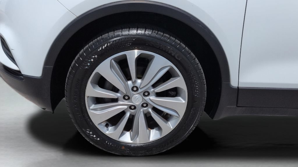 Used 2018 Buick Encore Preferred FWD image 26