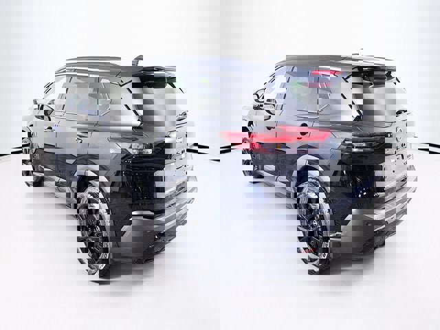 Used 2023 Nissan Rogue SV w/ SV Premium B Package image 7