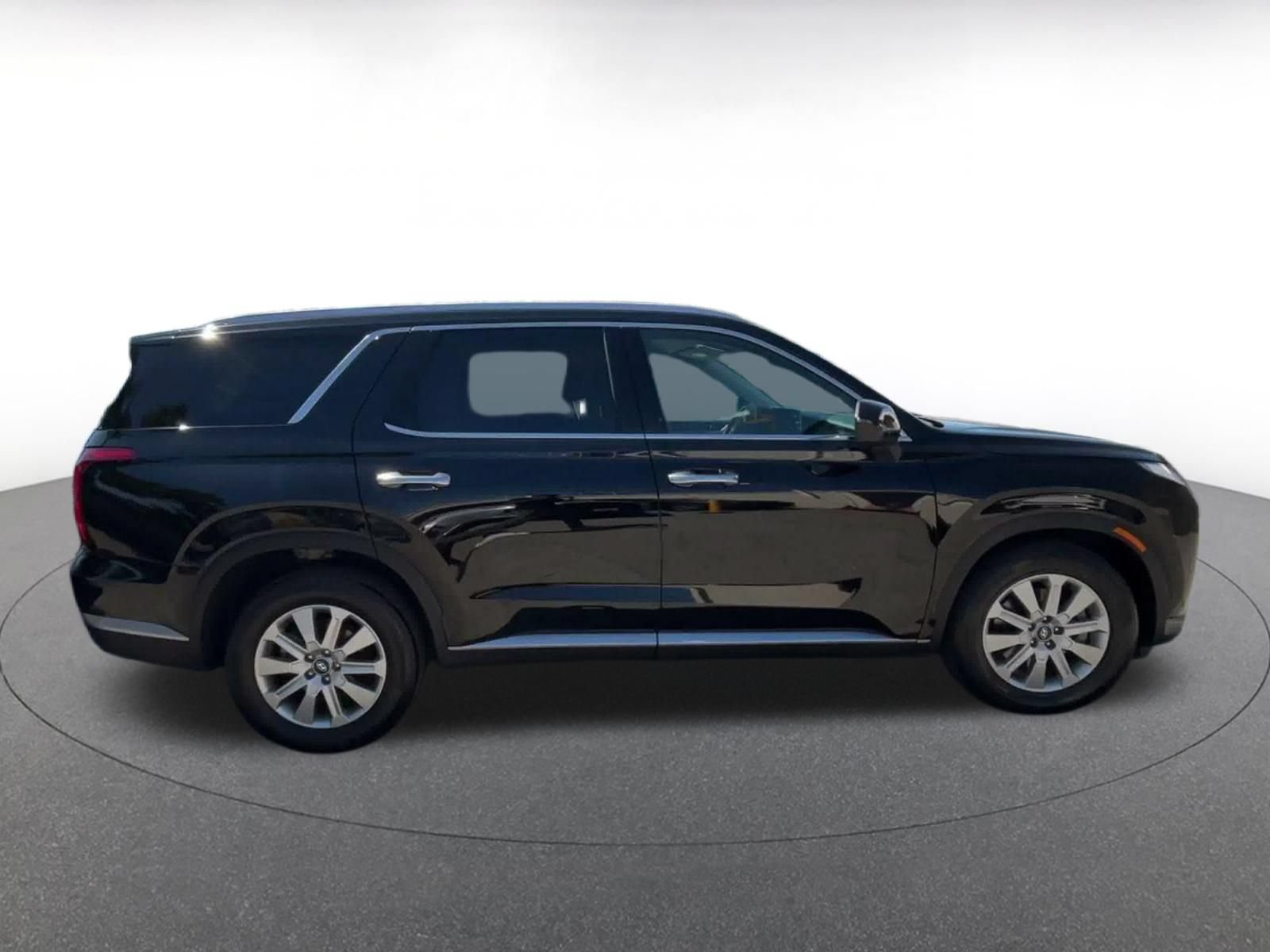 Used 2025 Hyundai Palisade SEL FWD image 15