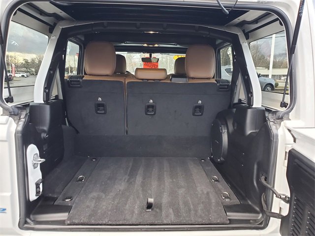 Used 2021 Jeep Wrangler Unlimited Sahara w/ Cold Weather Group image 7