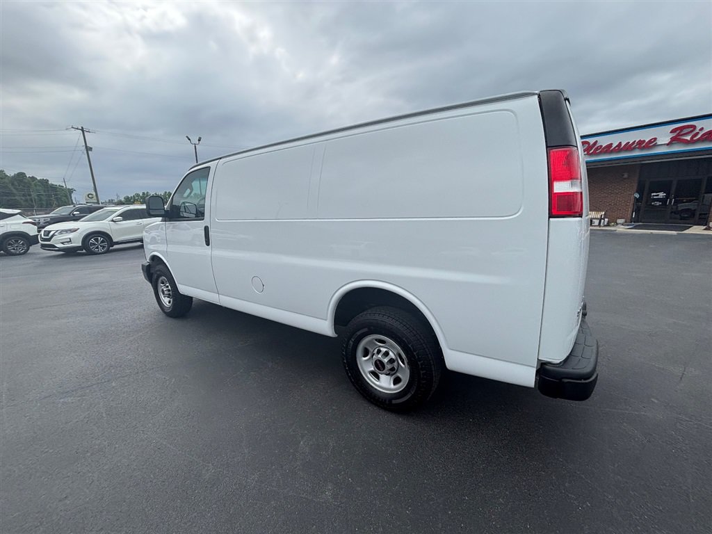 Used 2023 GMC Savana 2500 w/ Driver Convenience Package RWD image 3