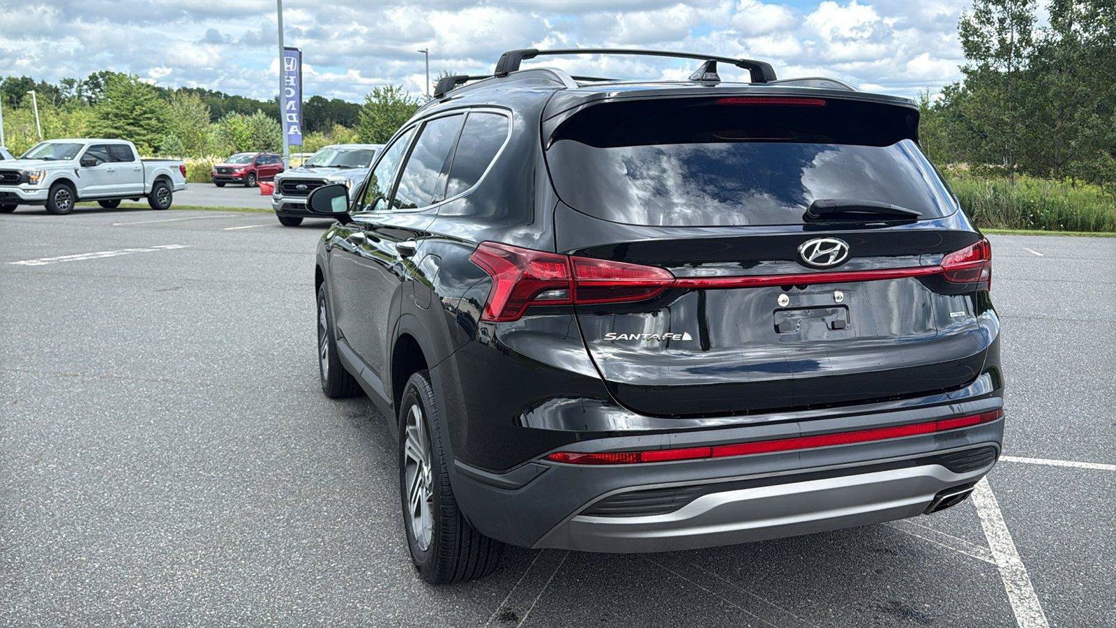 Certified 2023 Hyundai Santa Fe SEL AWD/4WD image 8