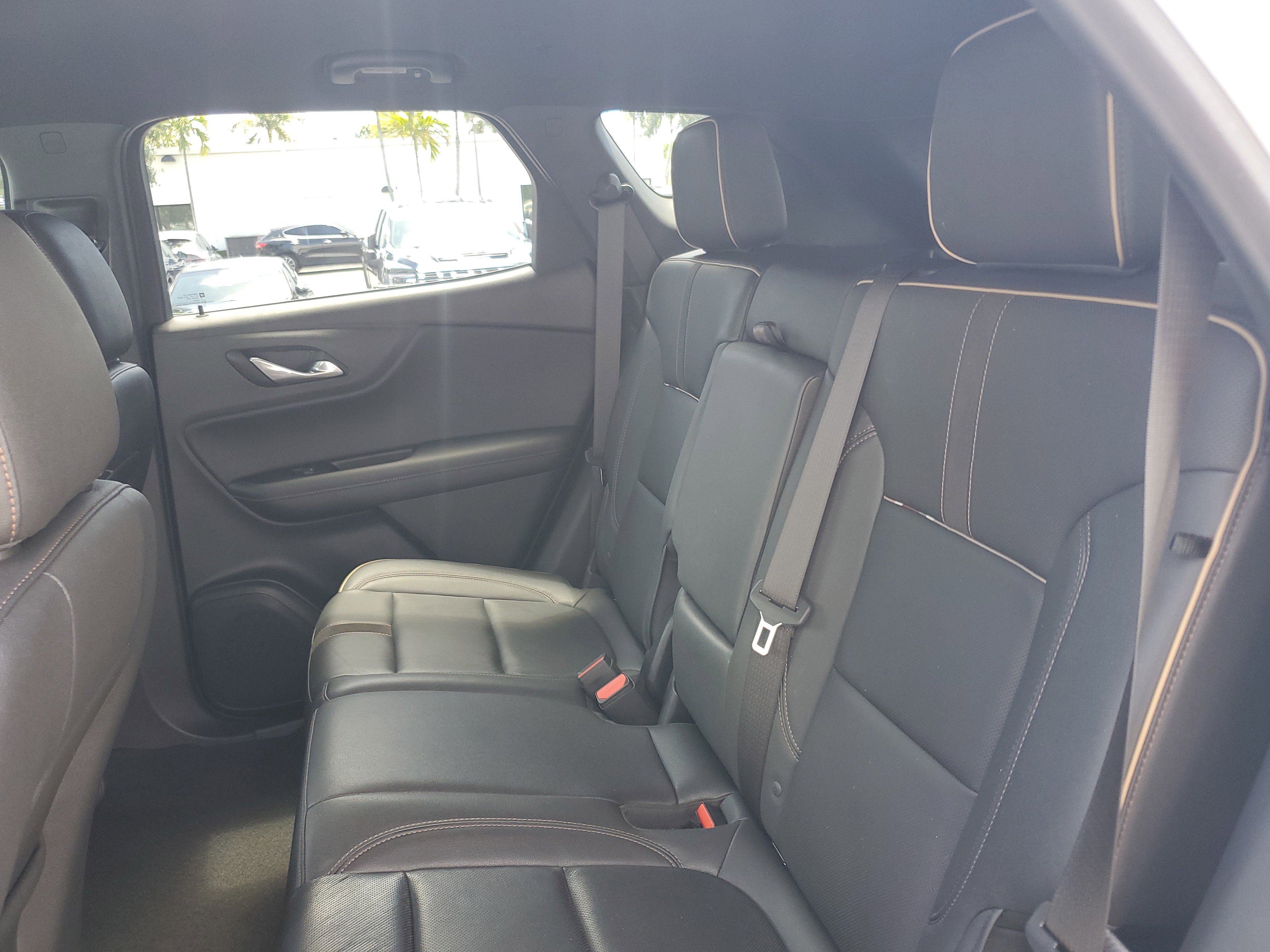 Used 2022 Chevrolet Blazer Premier FWD image 11