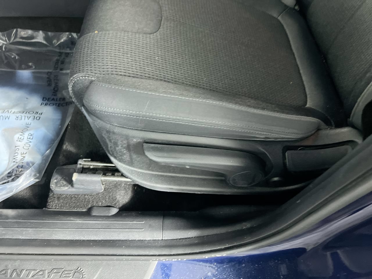 Used 2021 Hyundai Santa Fe SE w/ Cargo Package AWD/4WD image 13