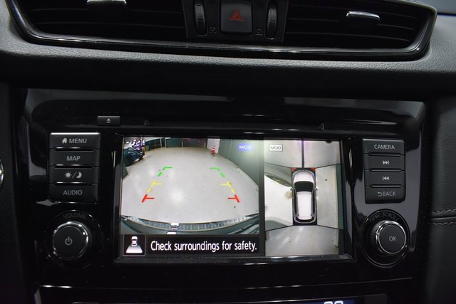 Used 2020 Nissan Rogue SL w/ Premium Package image 26