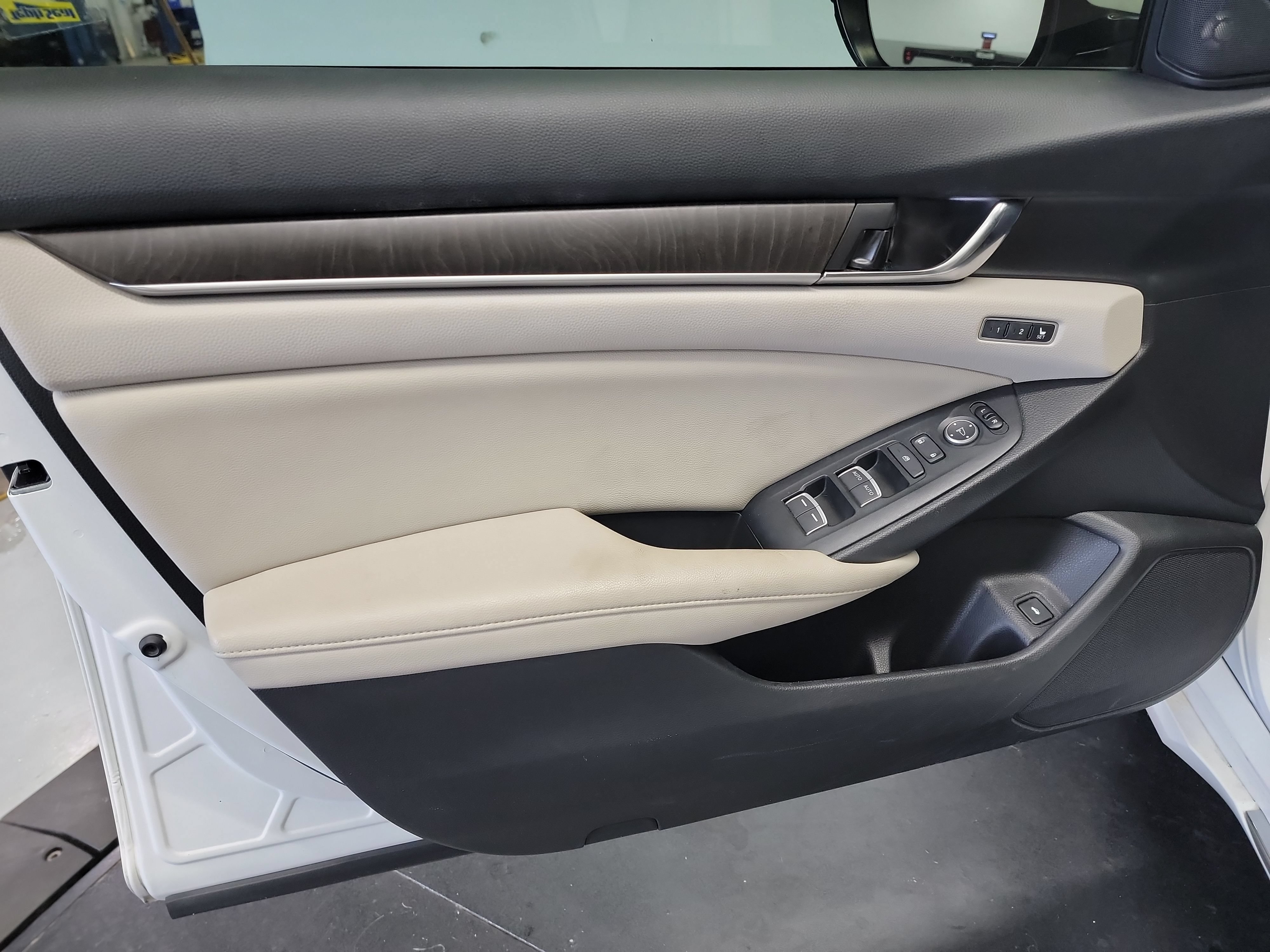 Used 2020 Honda Accord EX-L image 13