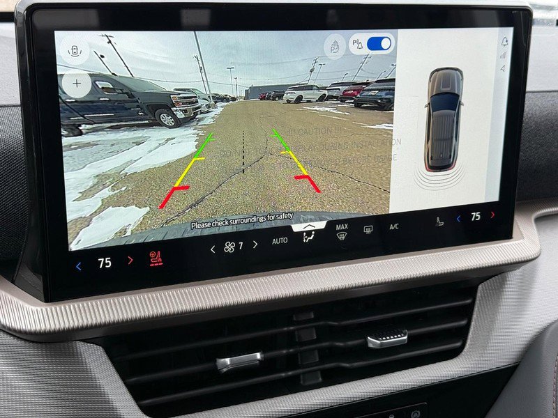 New 2026 Ford Explorer Active w/ Active Comfort Package image 17