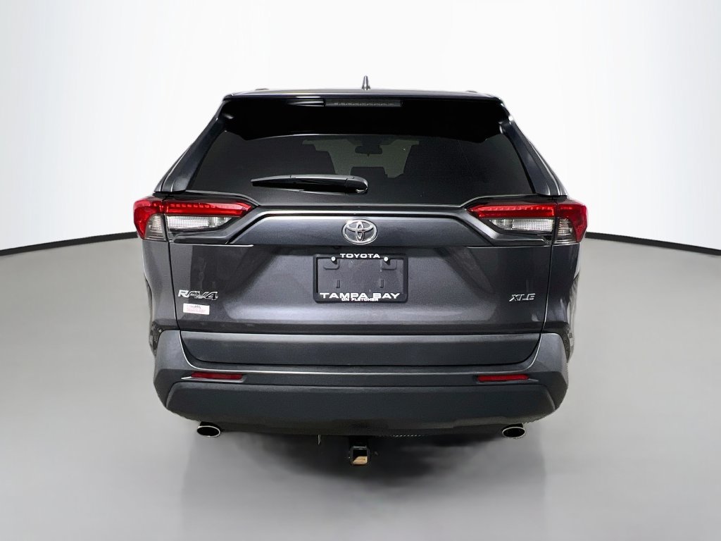 Used 2024 Toyota RAV4 XLE w/ Convenience Package FWD image 4