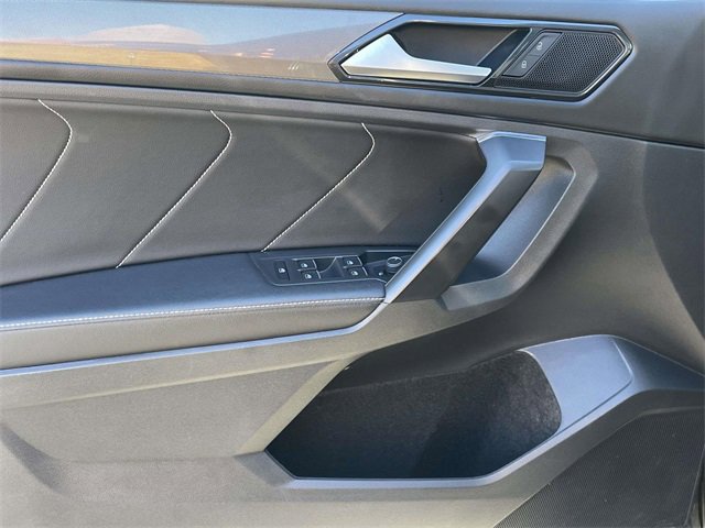 Used 2022 Volkswagen Tiguan SE image 26