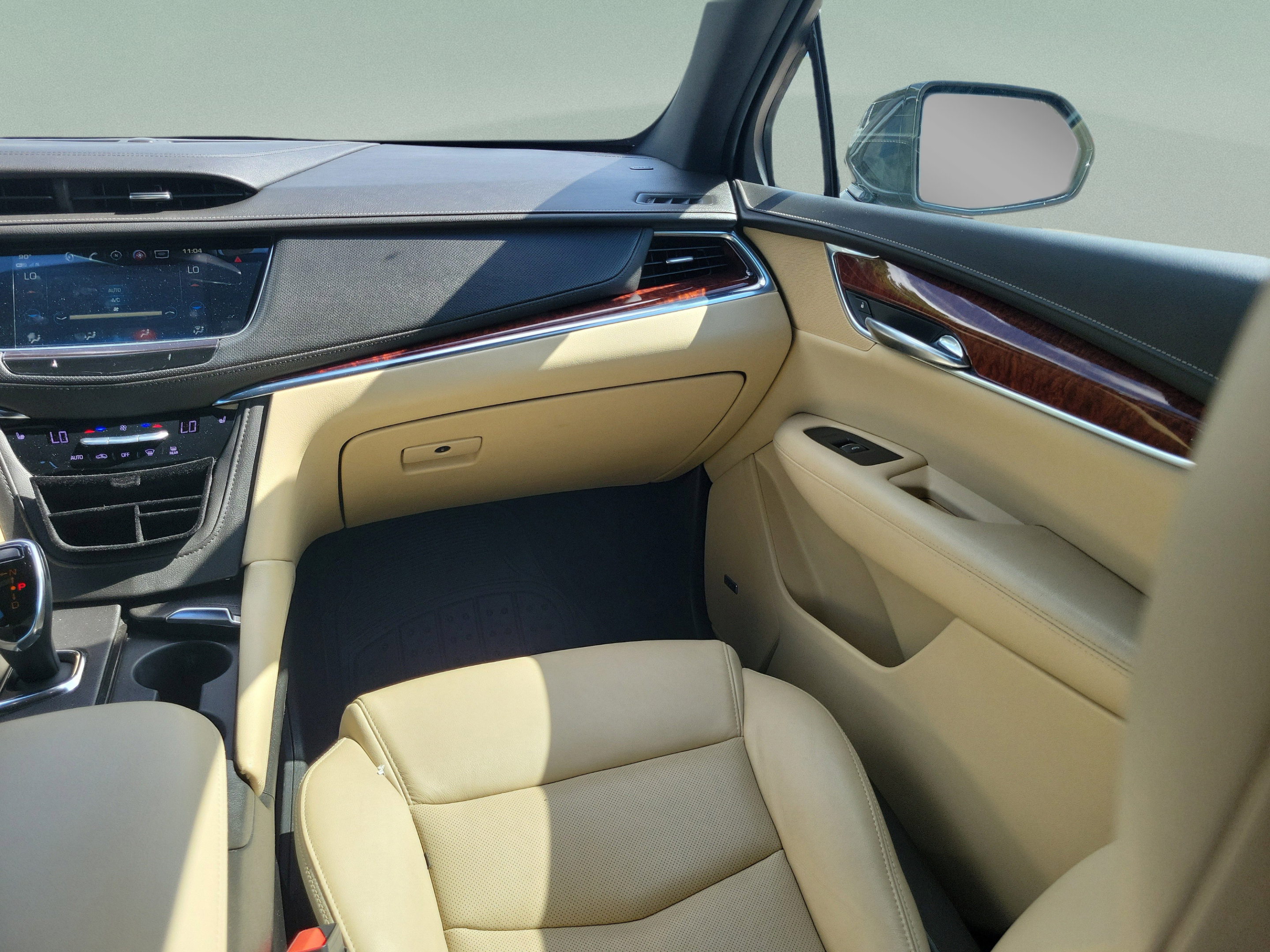 Used 2019 Cadillac XT5 Luxury FWD image 8