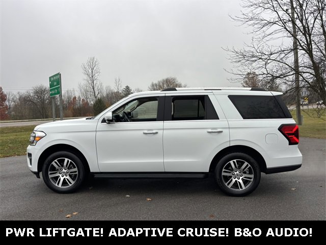 Used 2024 Ford Expedition Limited image 3