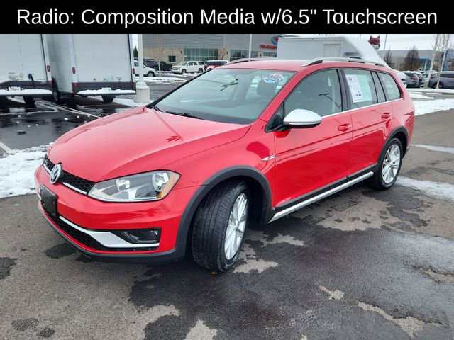 Used 2017 Volkswagen Golf Alltrack S image 3
