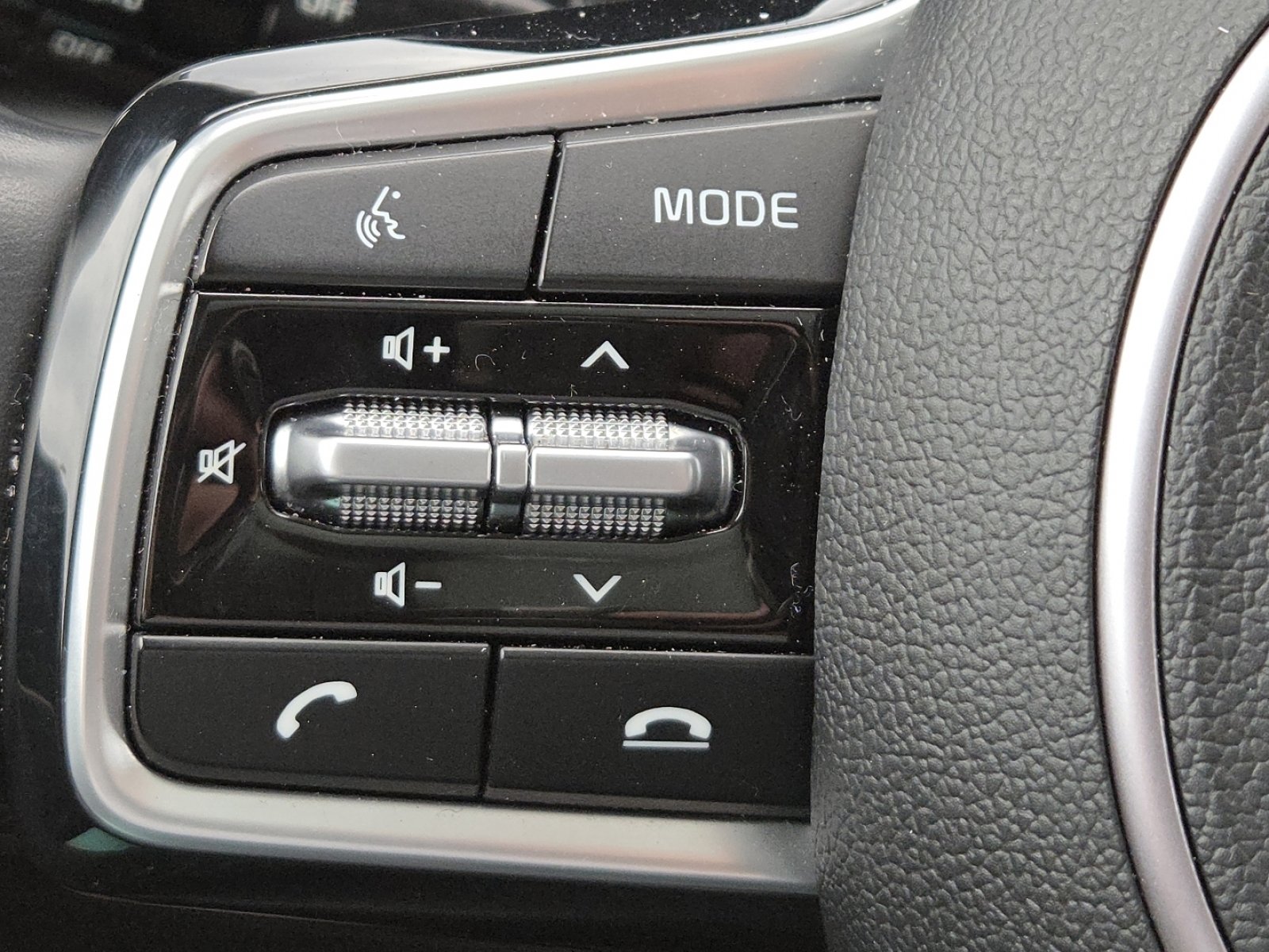 Used 2023 Kia Sorento SX image 33