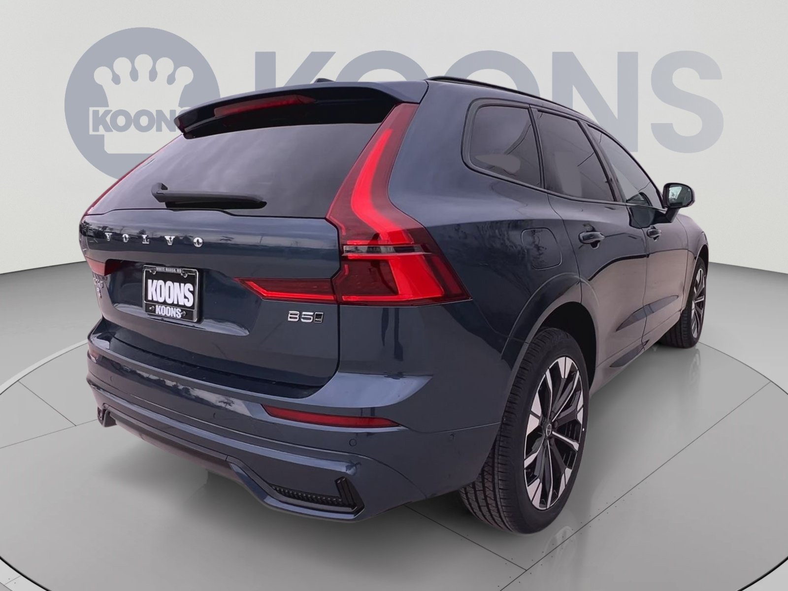 New 2026 Volvo XC60 B5 Plus w/ Climate Package AWD/4WD image 11