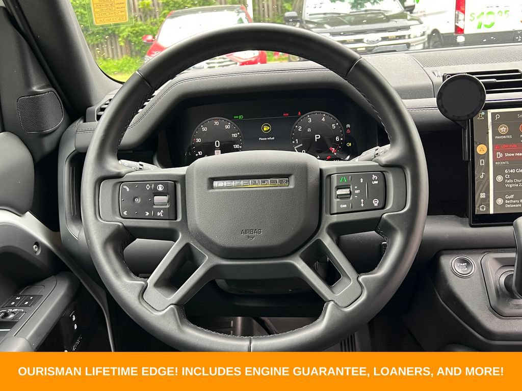 Used 2025 Land Rover Defender 130 X-Dynamic SE AWD/4WD image 16