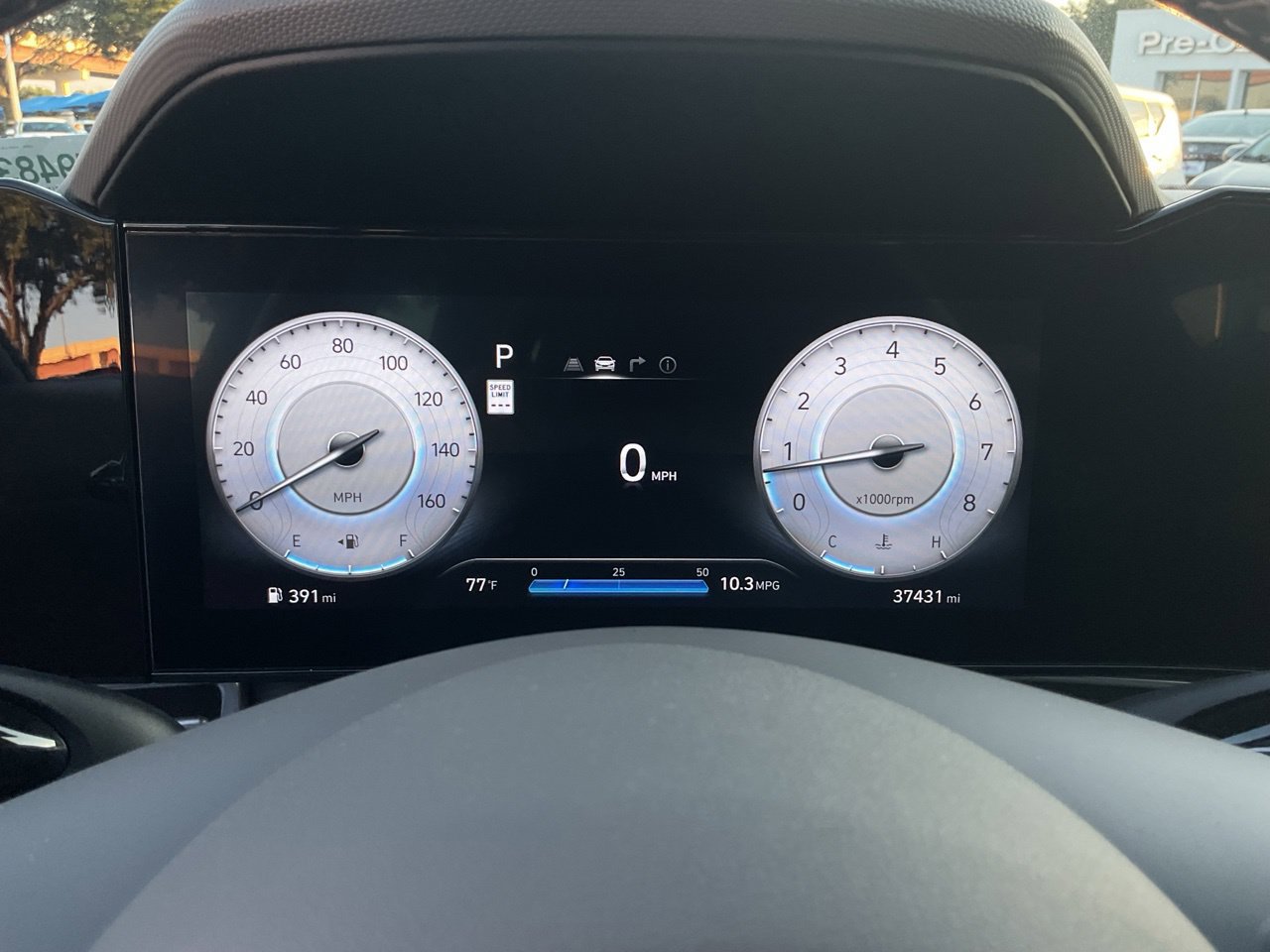 Used 2025 Hyundai Elantra SEL FWD image 39