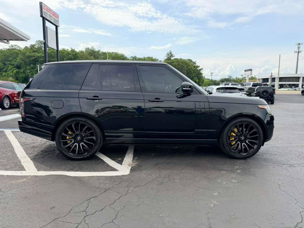 Used 2017 Land Rover Range Rover Supercharged AWD/4WD image 9