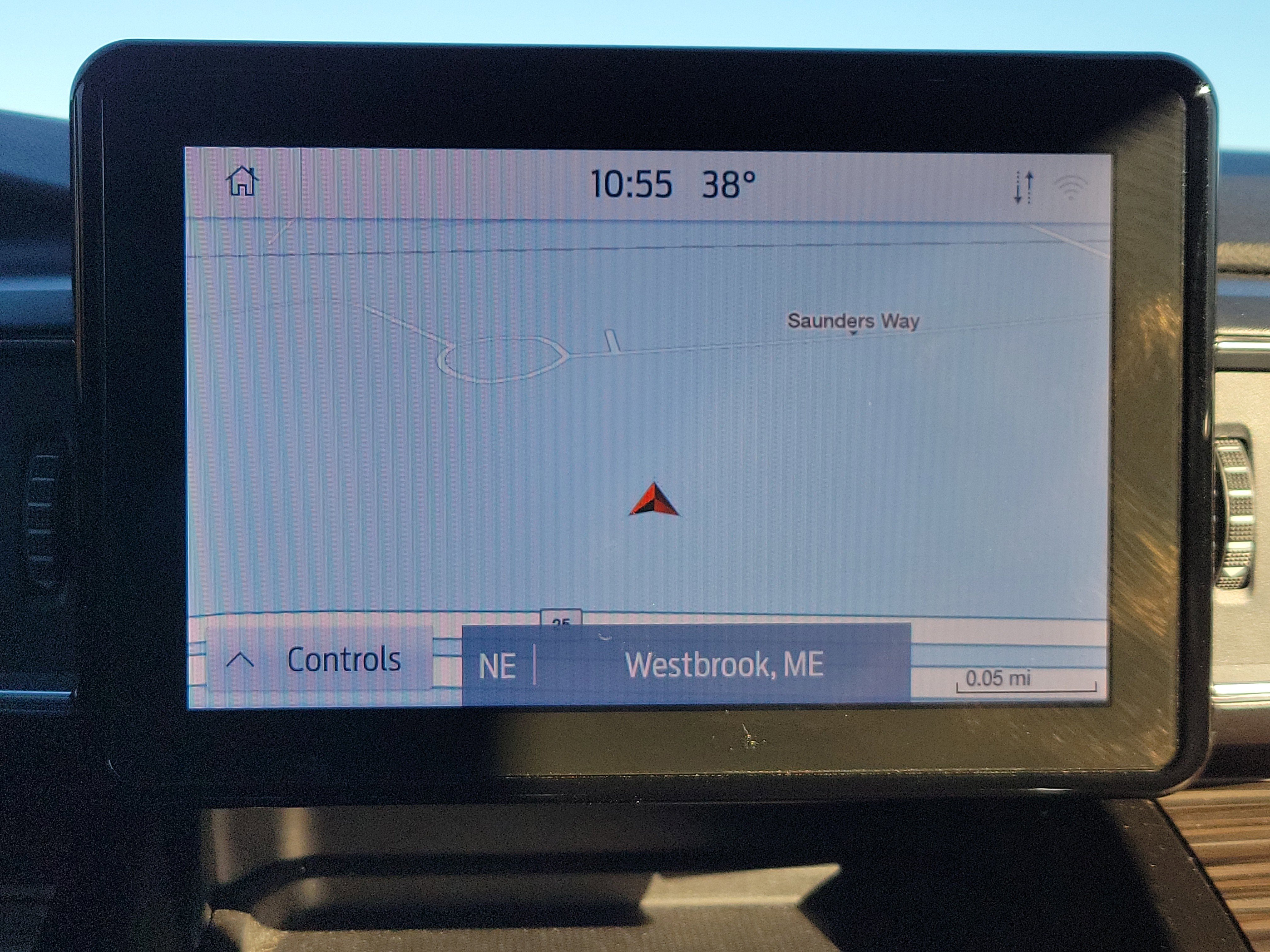 Used 2020 Ford Explorer Limited image 28