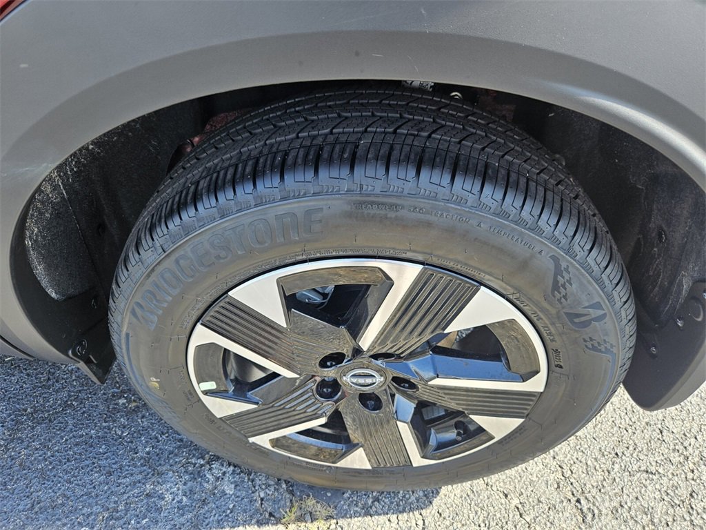 New 2026 Nissan Kicks SV w/ Cold Weather Package image 8