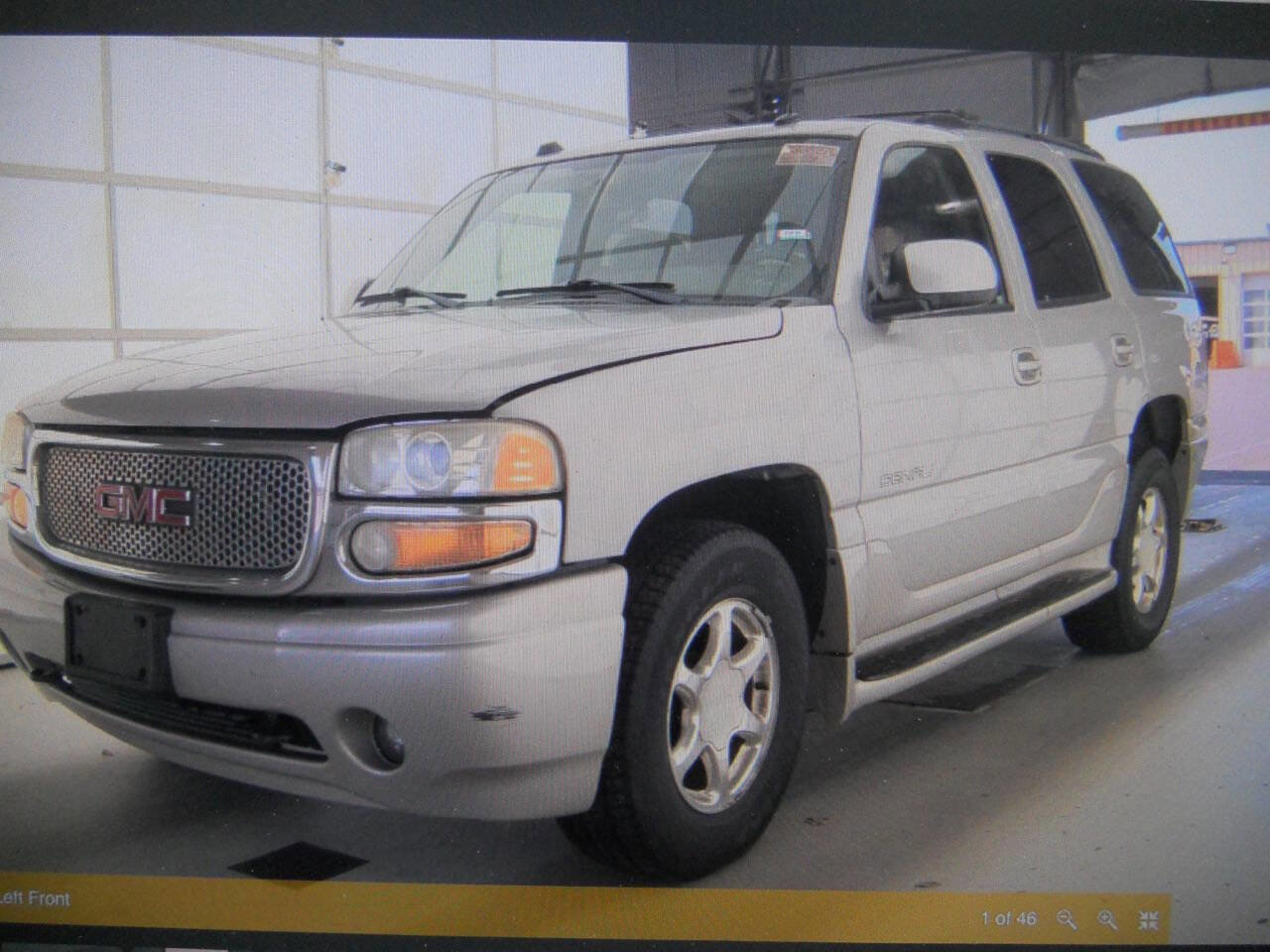 Used 2004 GMC Yukon Denali image 1