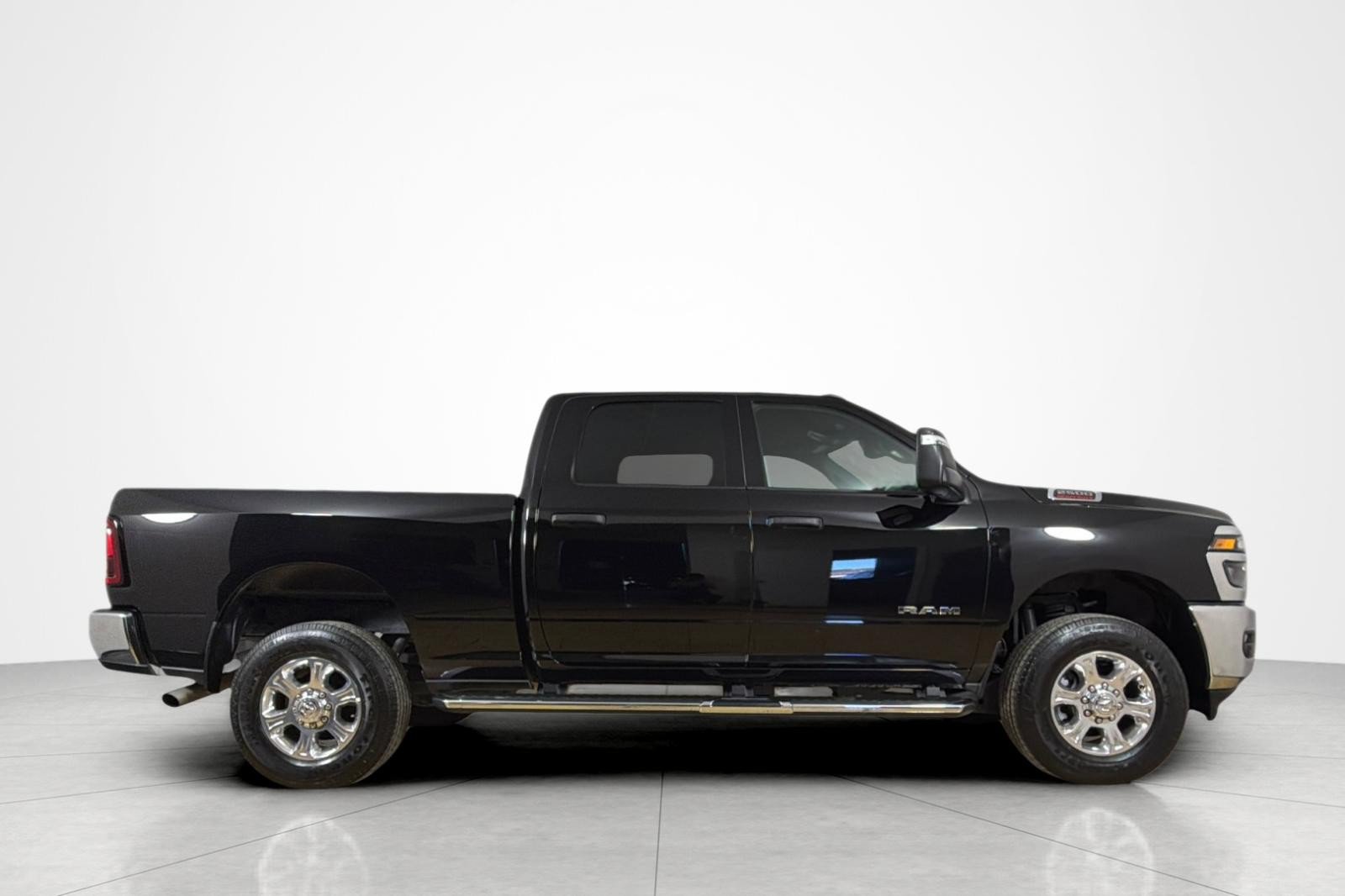 Used 2026 RAM 2500 Big Horn AWD/4WD image 6