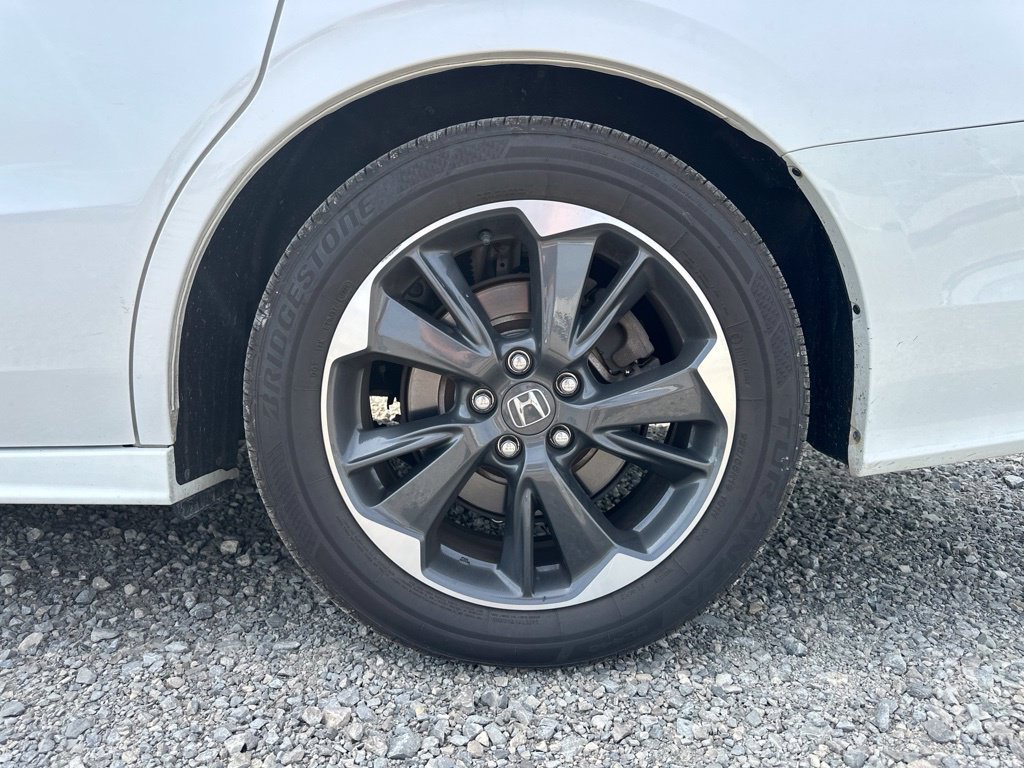 Used 2024 Honda Odyssey Elite image 8