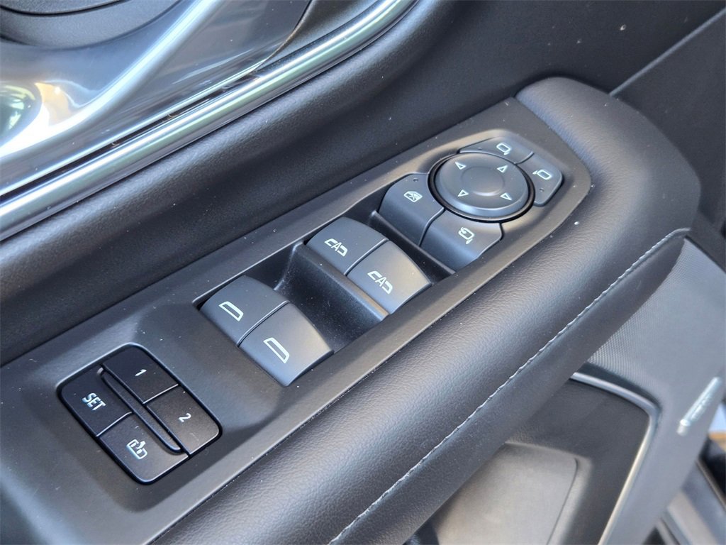 Used 2022 Chevrolet Tahoe LT w/ LT Signature Plus Package image 12