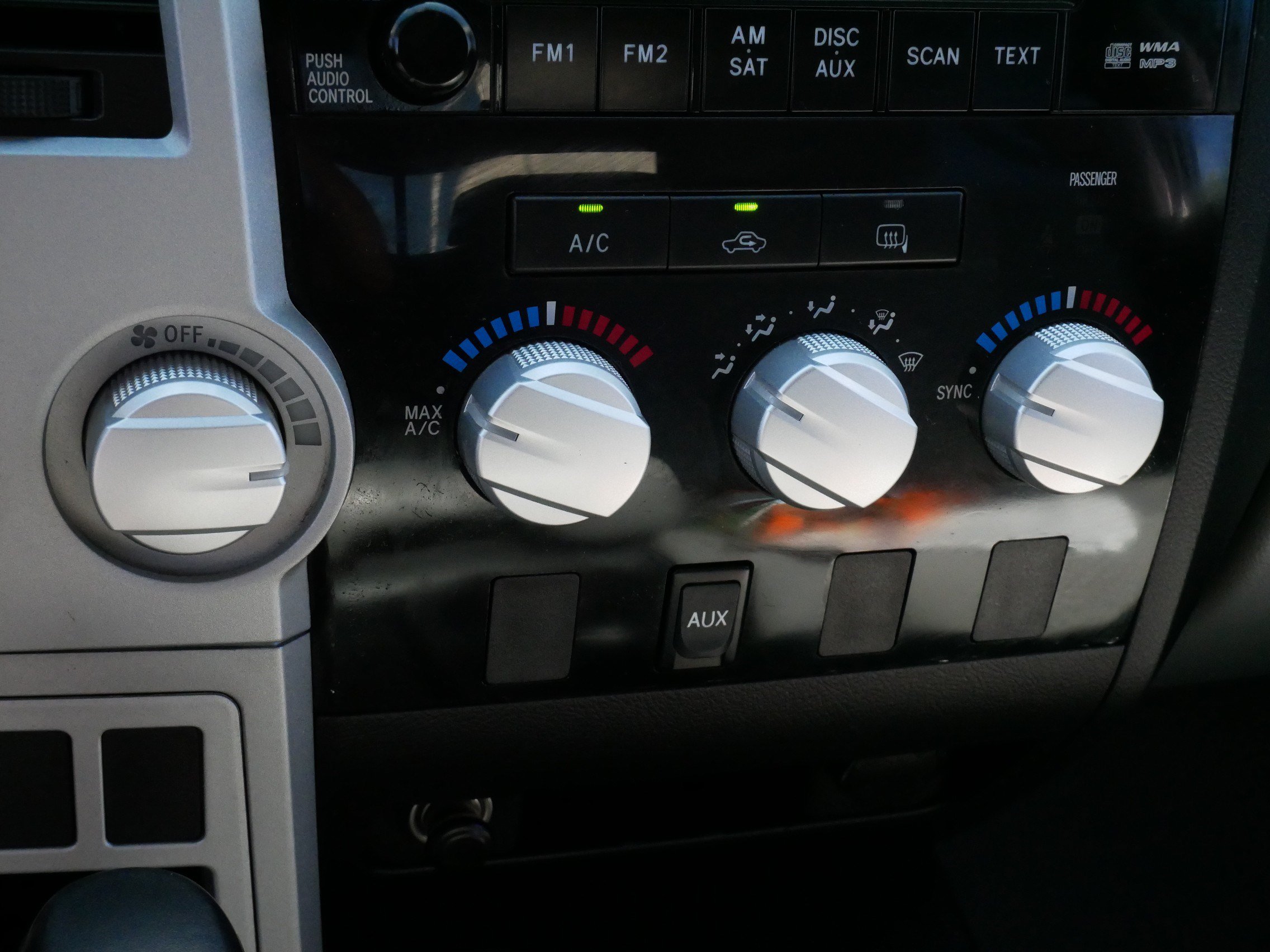 Used 2008 Toyota Tundra SR5 AWD/4WD image 23
