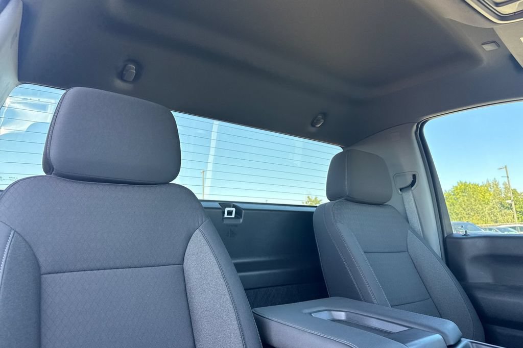 Used 2025 GMC Sierra 2500 Pro w/ 1SA Pro Safety Plus Package AWD/4WD image 17