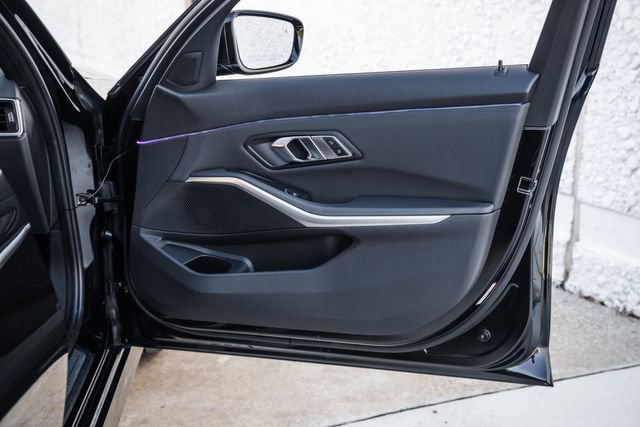 Used 2019 BMW 330i Sedan w/ Parking Assistance Package RWD image 75