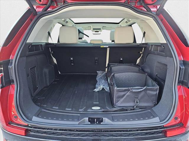 New 2025 Land Rover Discovery Sport S image 12