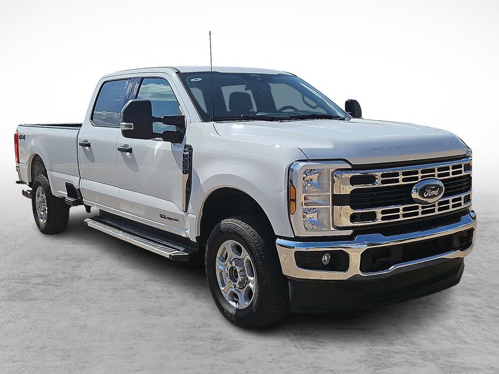 Used 2025 Ford F250 XLT AWD/4WD image 1