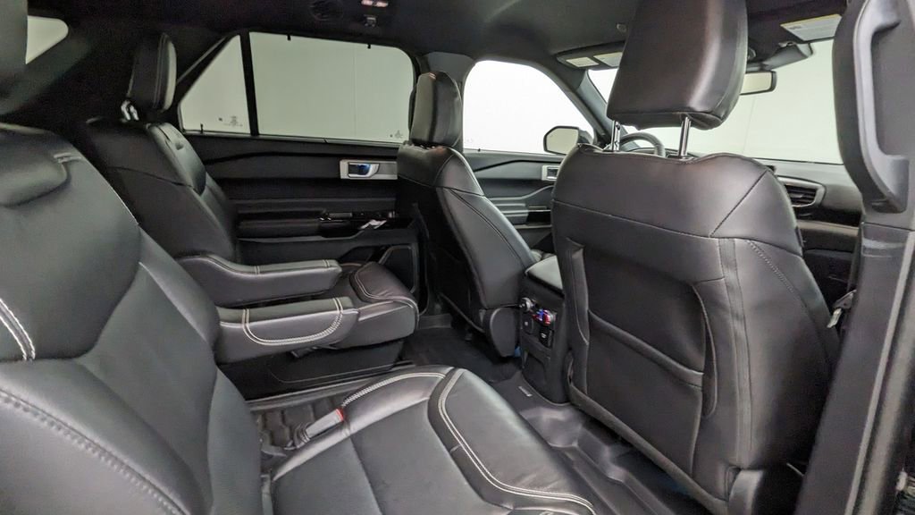Certified 2022 Ford Explorer ST image 40