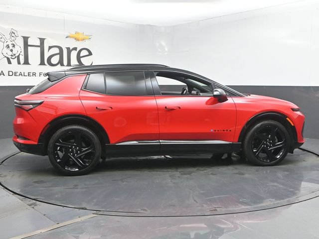 Used 2024 Chevrolet Equinox EV RS FWD image 36