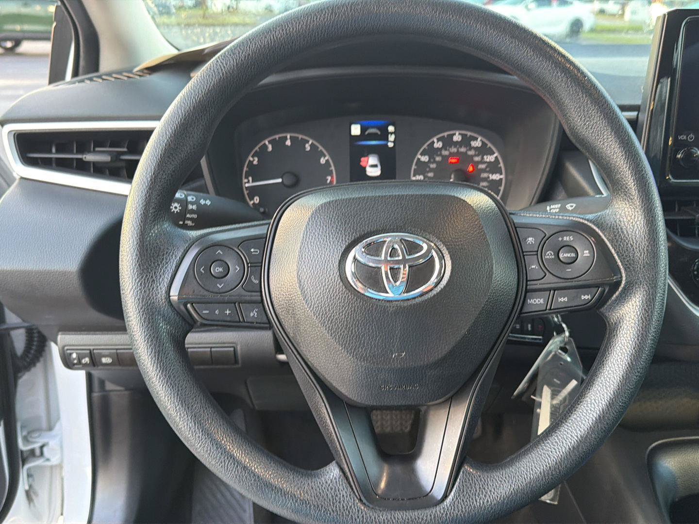Certified 2025 Toyota Corolla LE FWD image 19