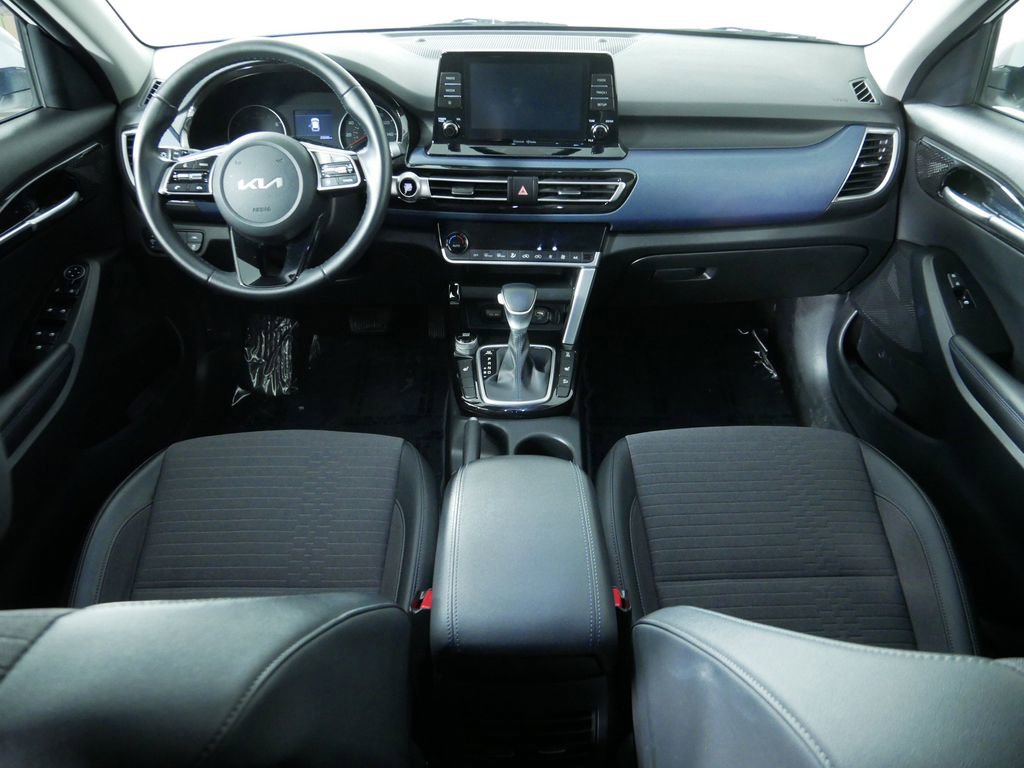 Certified 2023 Kia Seltos S image 19