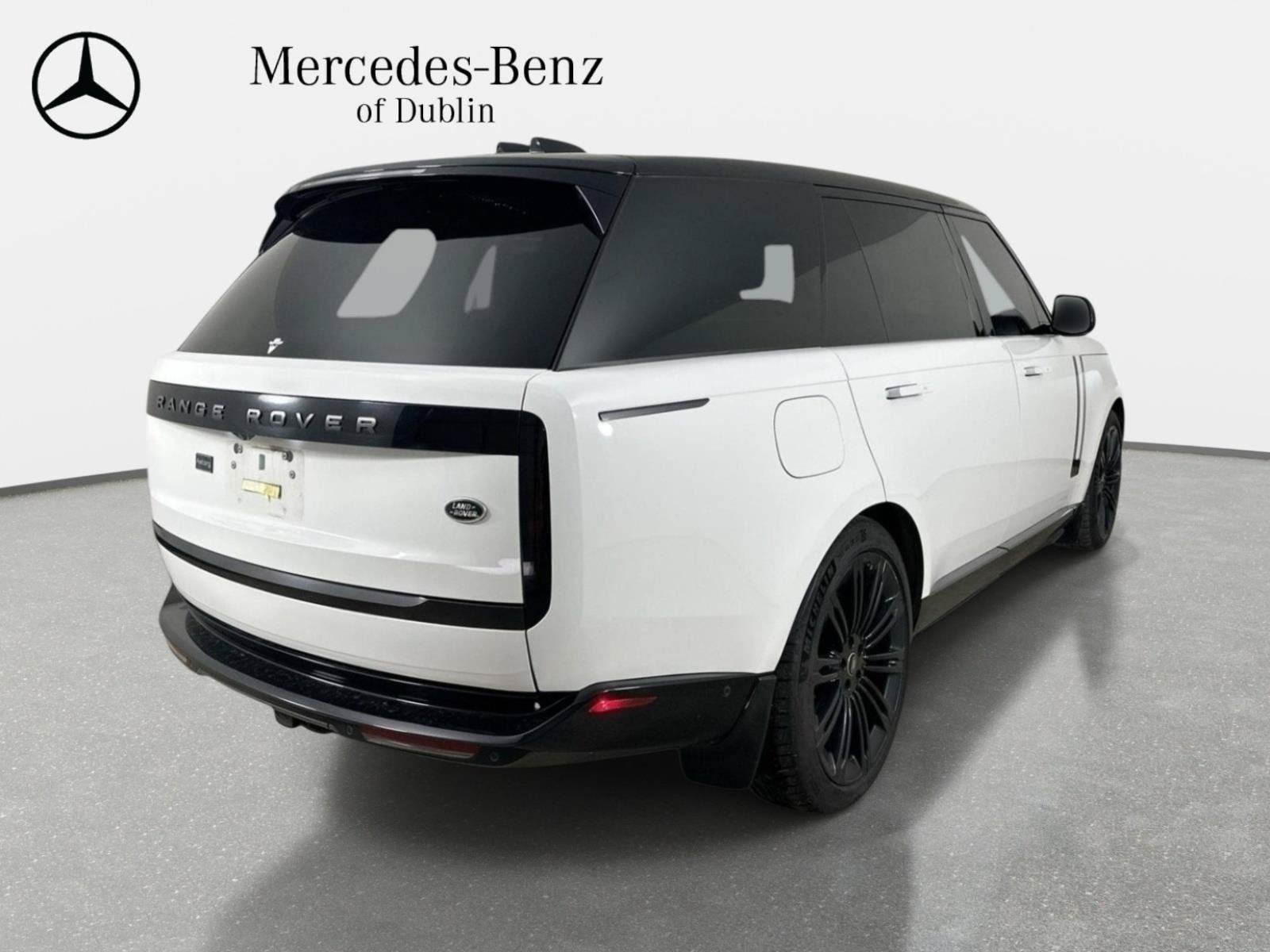 Used 2023 Land Rover Range Rover Long Wheelbase SE AWD/4WD image 11