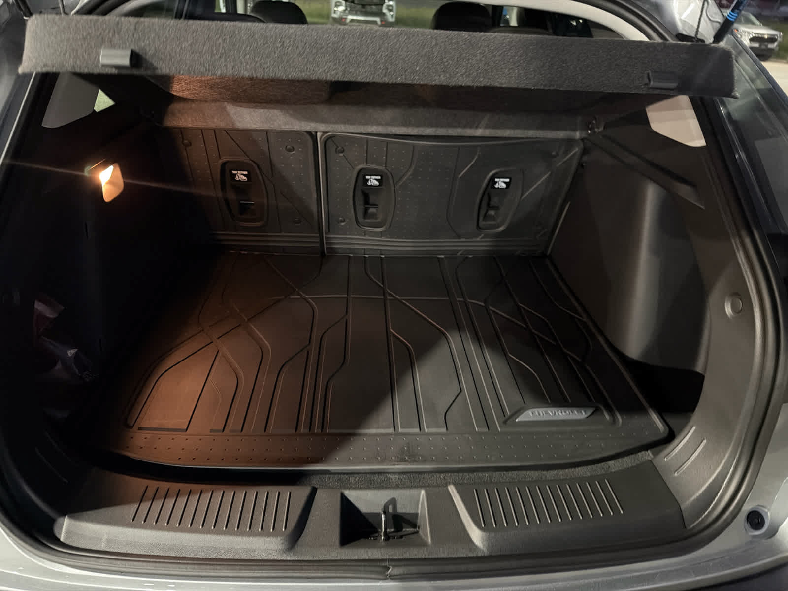 New 2026 Chevrolet Trax ACTIV w/ Sunroof Package FWD image 19