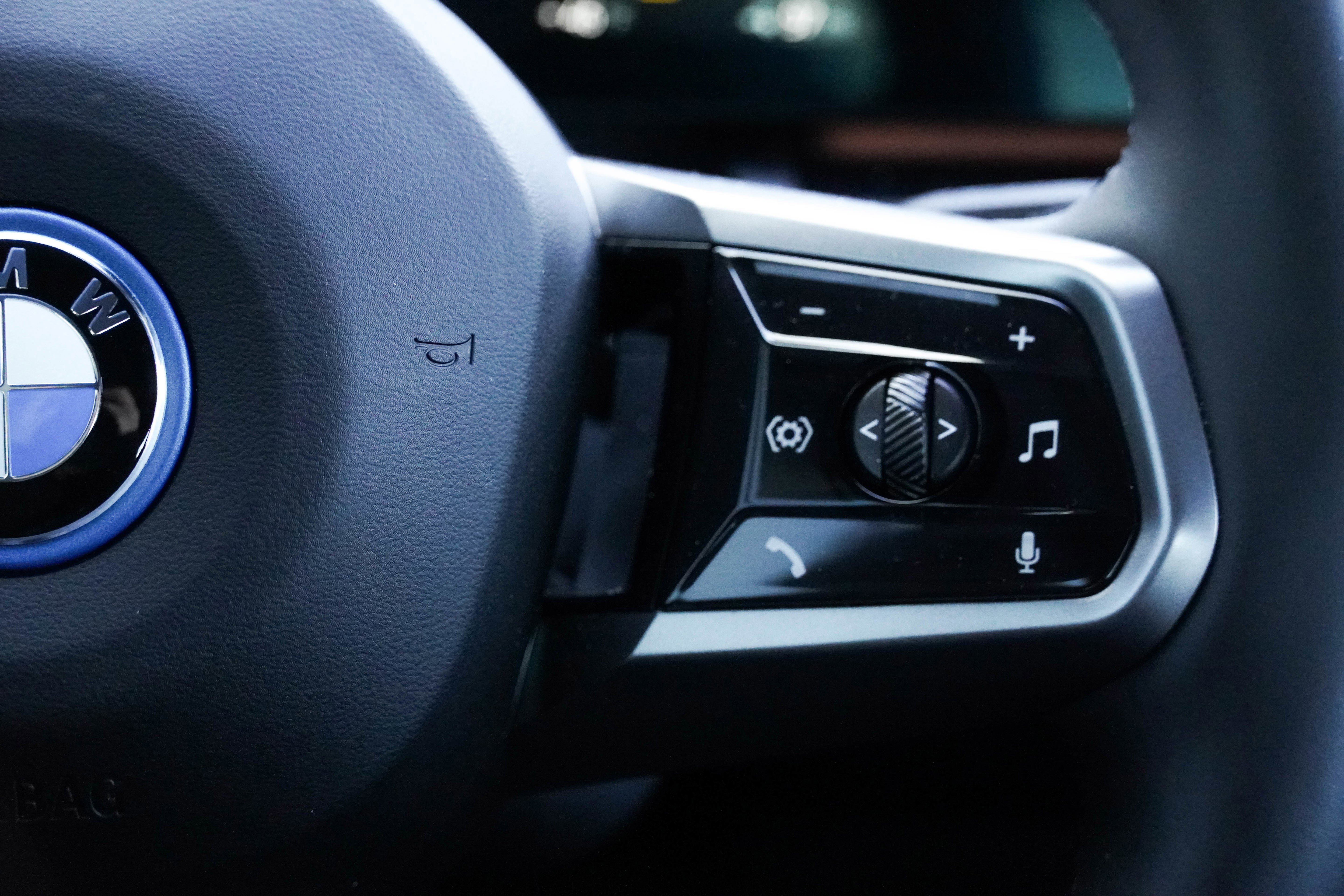 Used 2024 BMW i5 eDrive40i w/ M Sport Package image 24