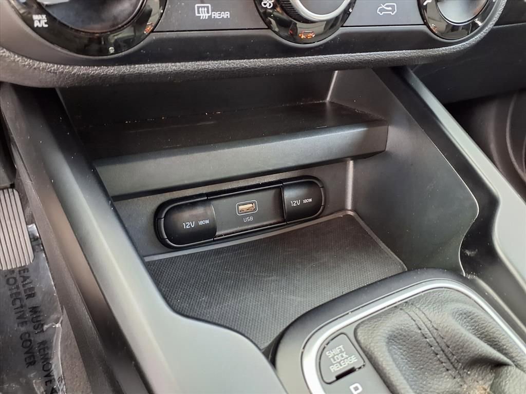 Used 2024 Kia Soul LX w/ Option Group 015 image 8