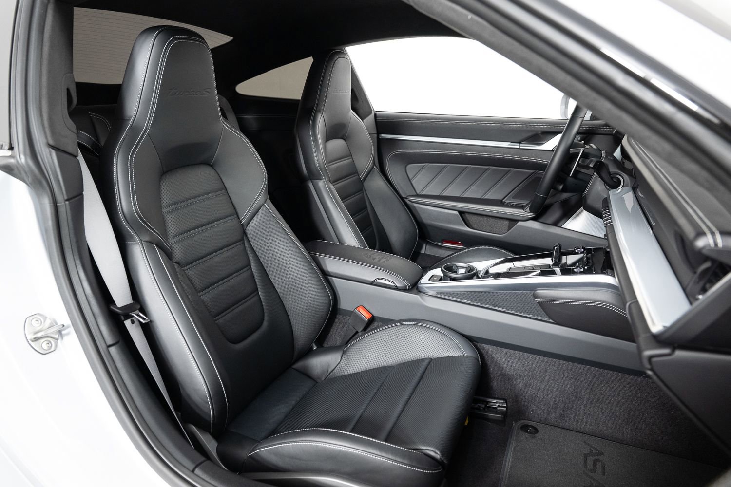 Used 2023 Porsche 911 Turbo S image 20