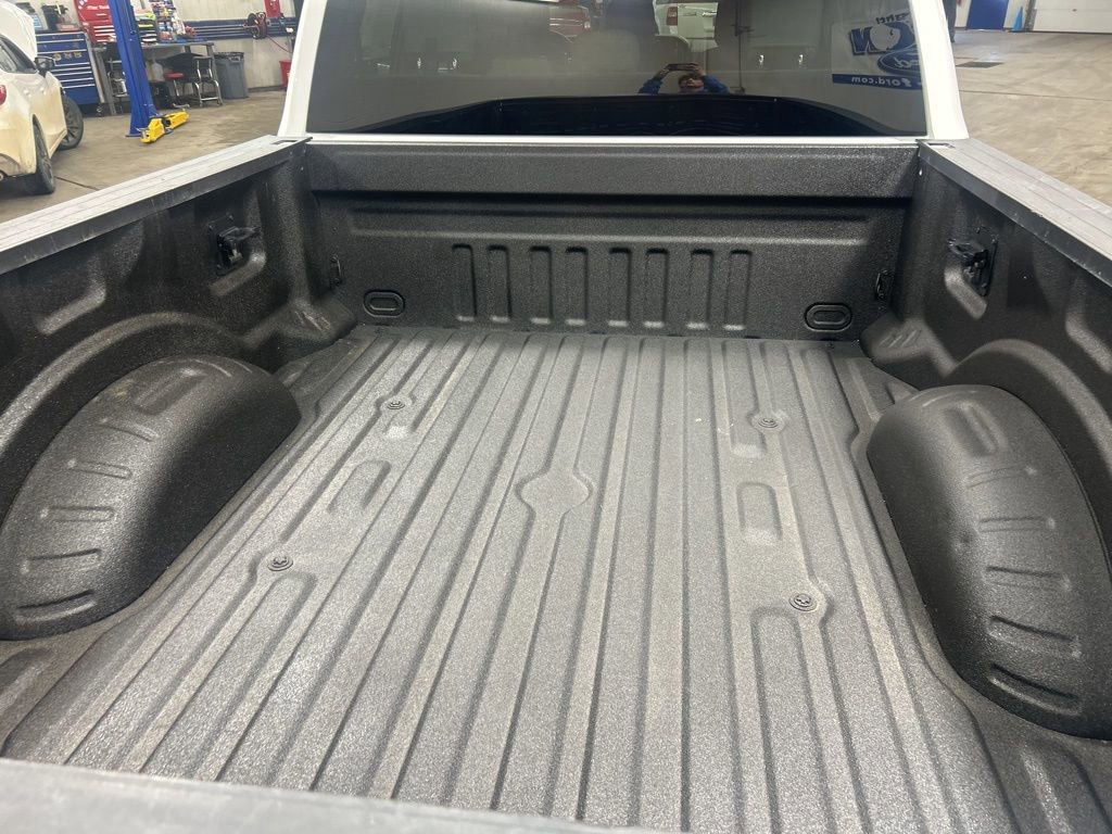 Used 2023 Ford F350 XLT image 11