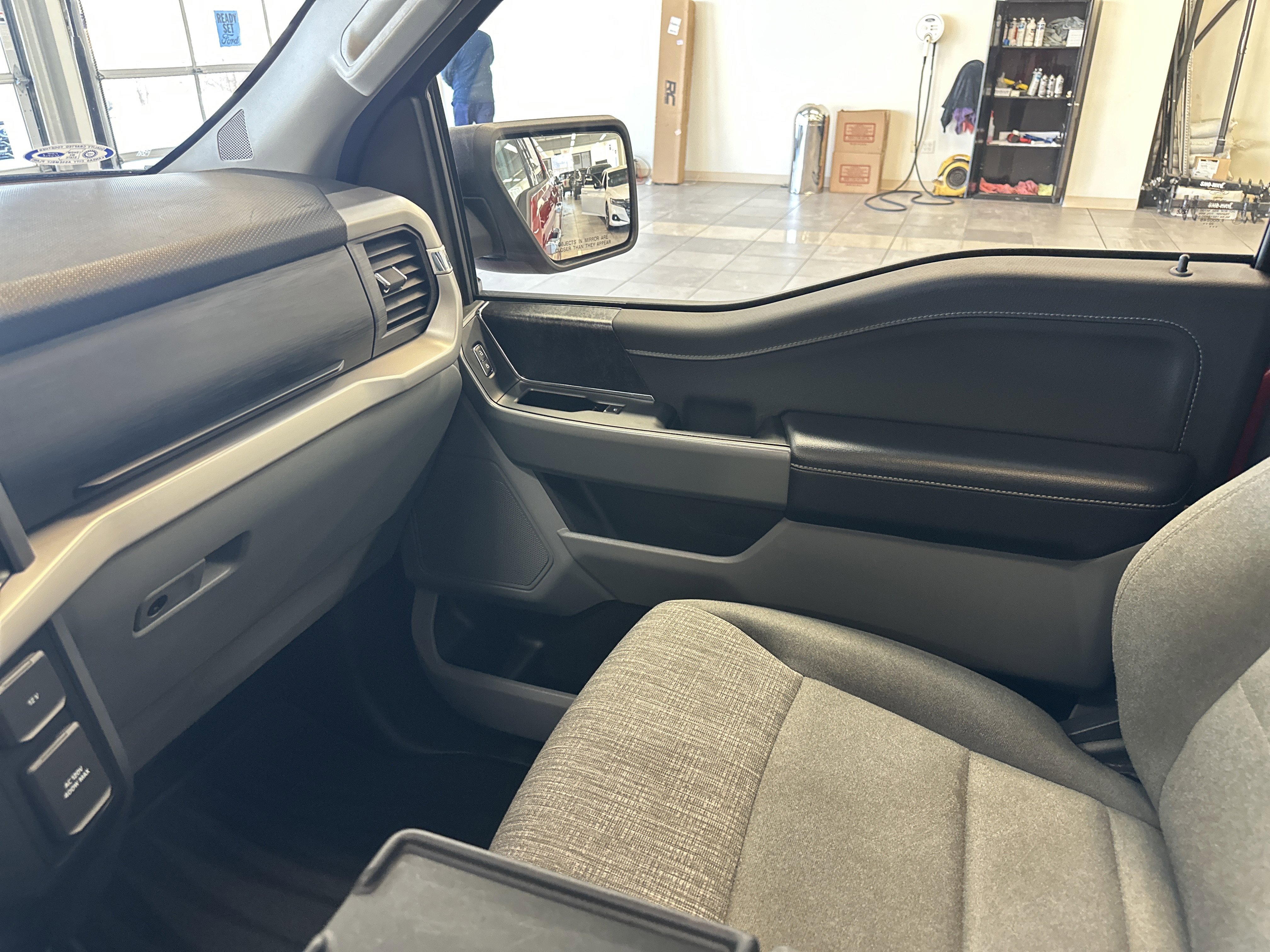 Used 2023 Ford F150 XLT w/ Equipment Group 302A High image 28