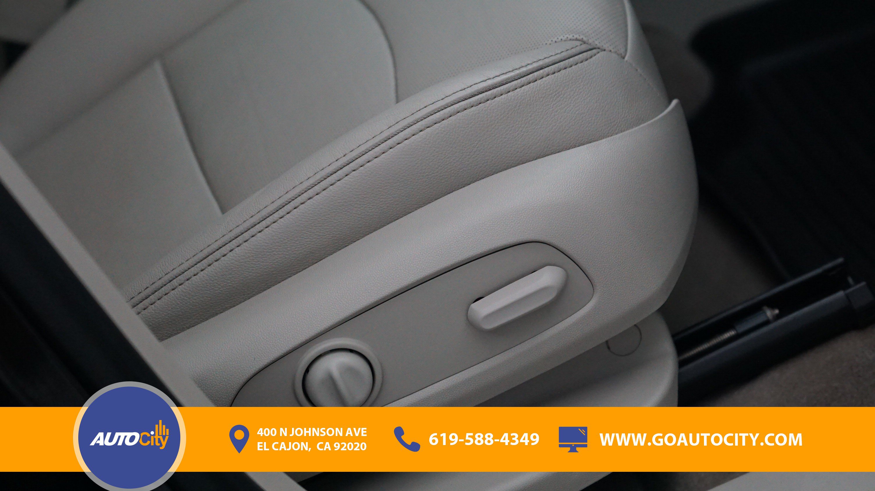 Used 2018 GMC Terrain Denali w/ Driver Alert Package II FWD image 16