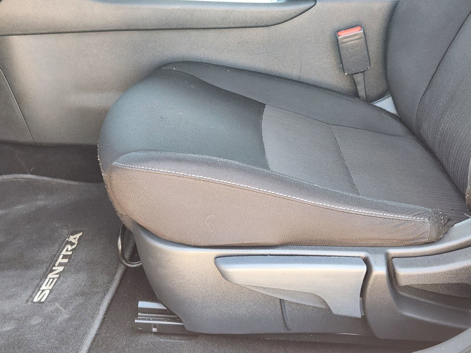 Used 2024 Nissan Sentra SV image 26