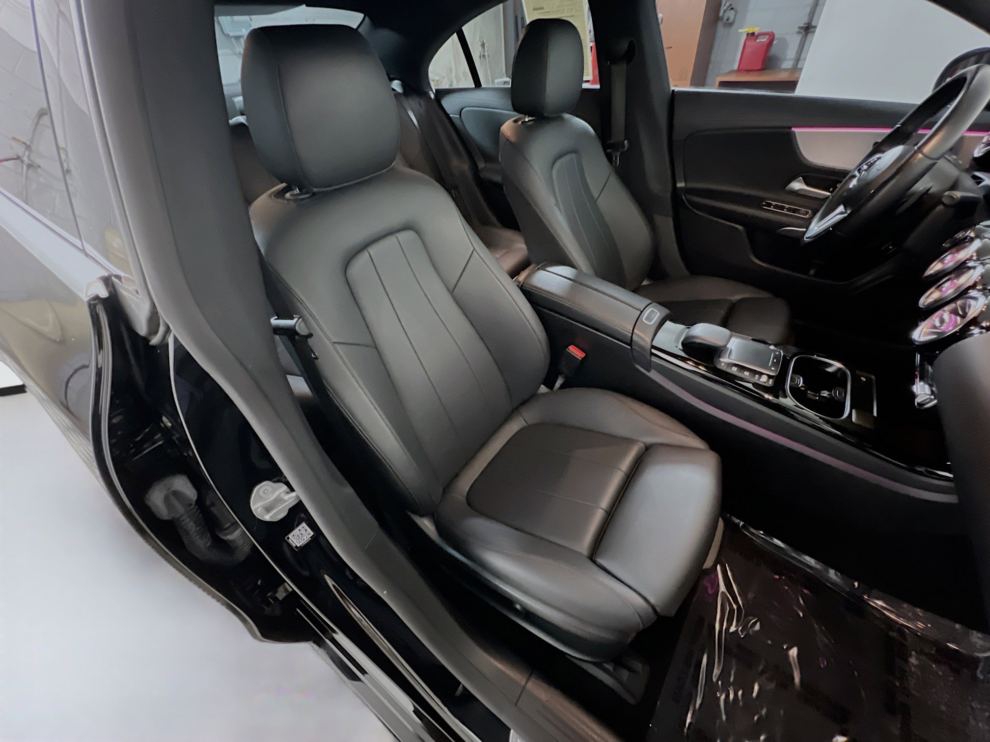 Used 2021 Mercedes-Benz CLA 250 image 31